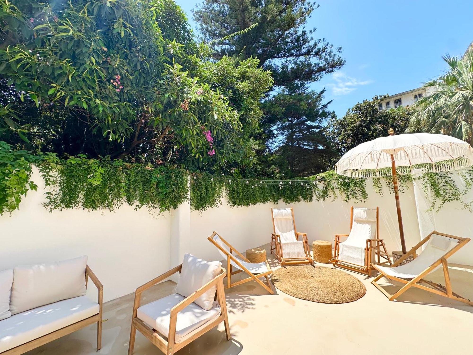 Carbone XXI Bed & Breakfast Catania Bagian luar foto